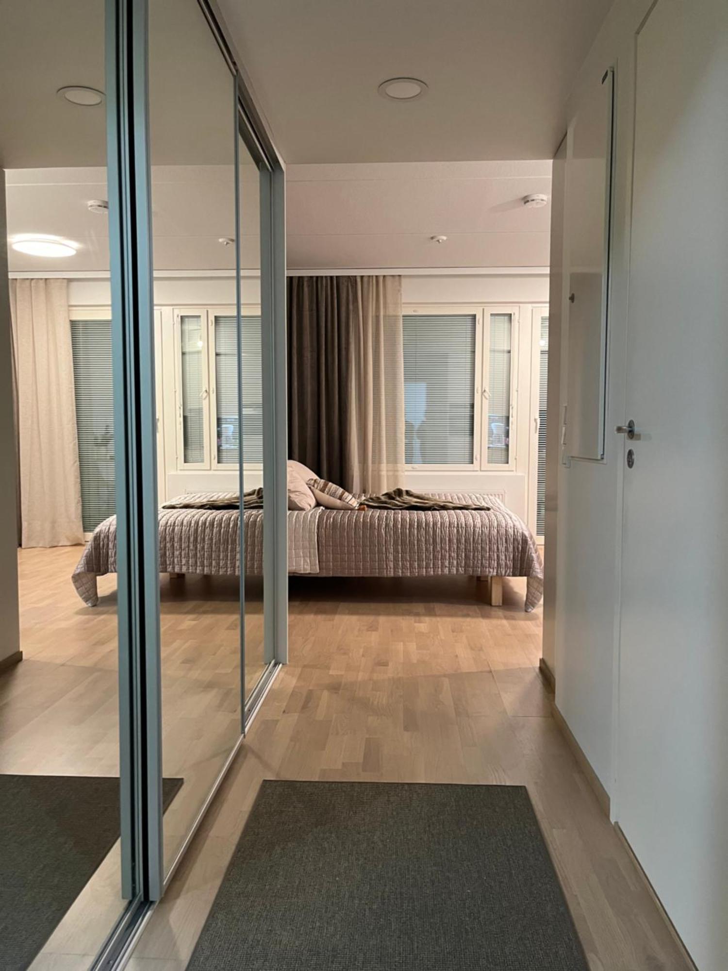 Studio Vip - Close To Airport And Tikkurila Train Station Vantaa Luaran gambar